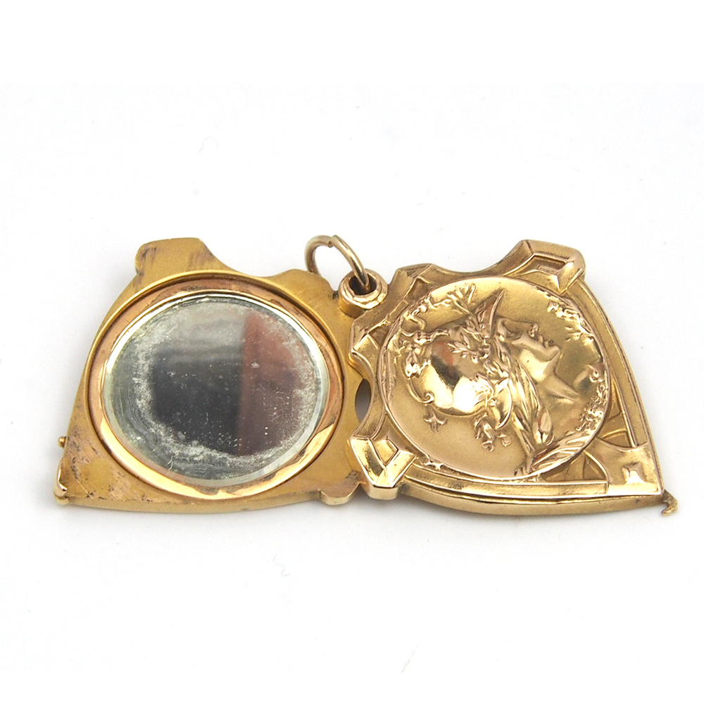 Locket - Art Nouveau Gold