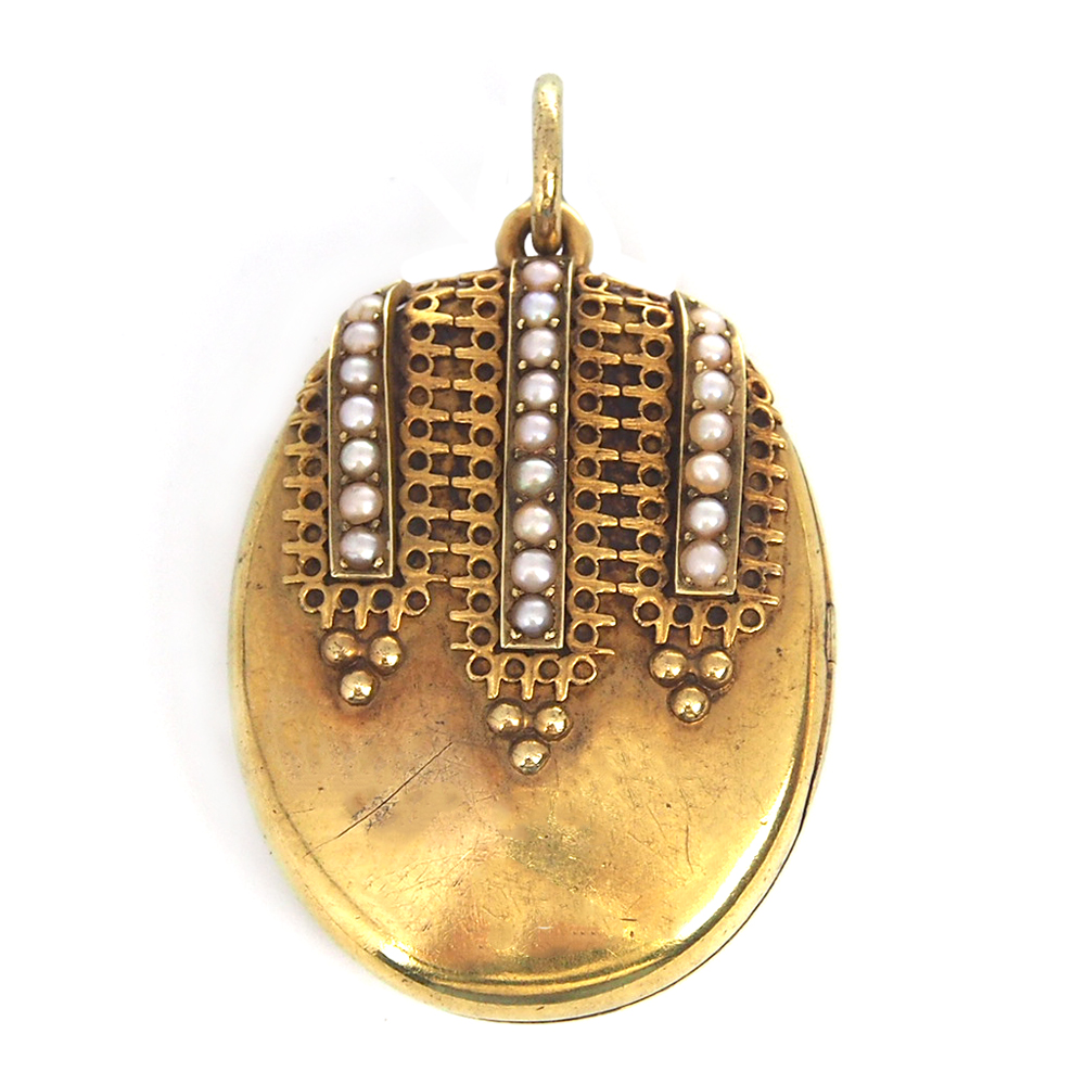 Locket - Victorian 15ct Gold Pearl Set