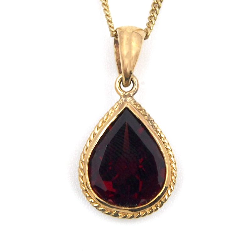 Garnet Pendant & Chain - Yellow Gold