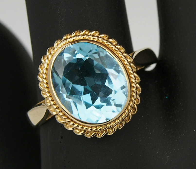 Topaz Oval Single Stone Ring