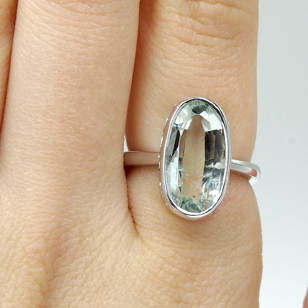 Aquamarine Solitaire Ring 5.70ct