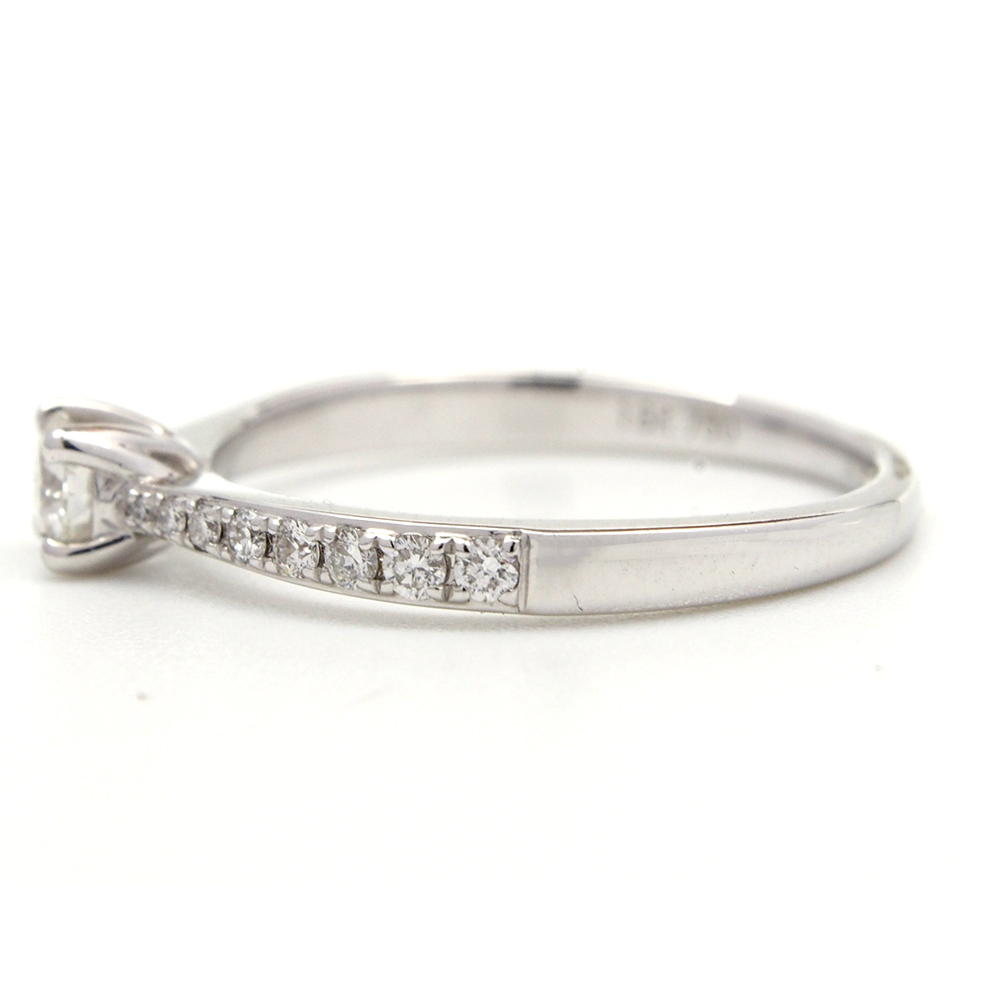 Diamond 18ct White Gold Ring - G / VS2