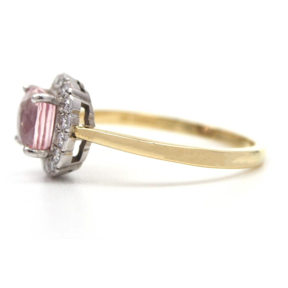 Sapphire and diamond ring - Certificated Natural Padparadscha 1.47ct
