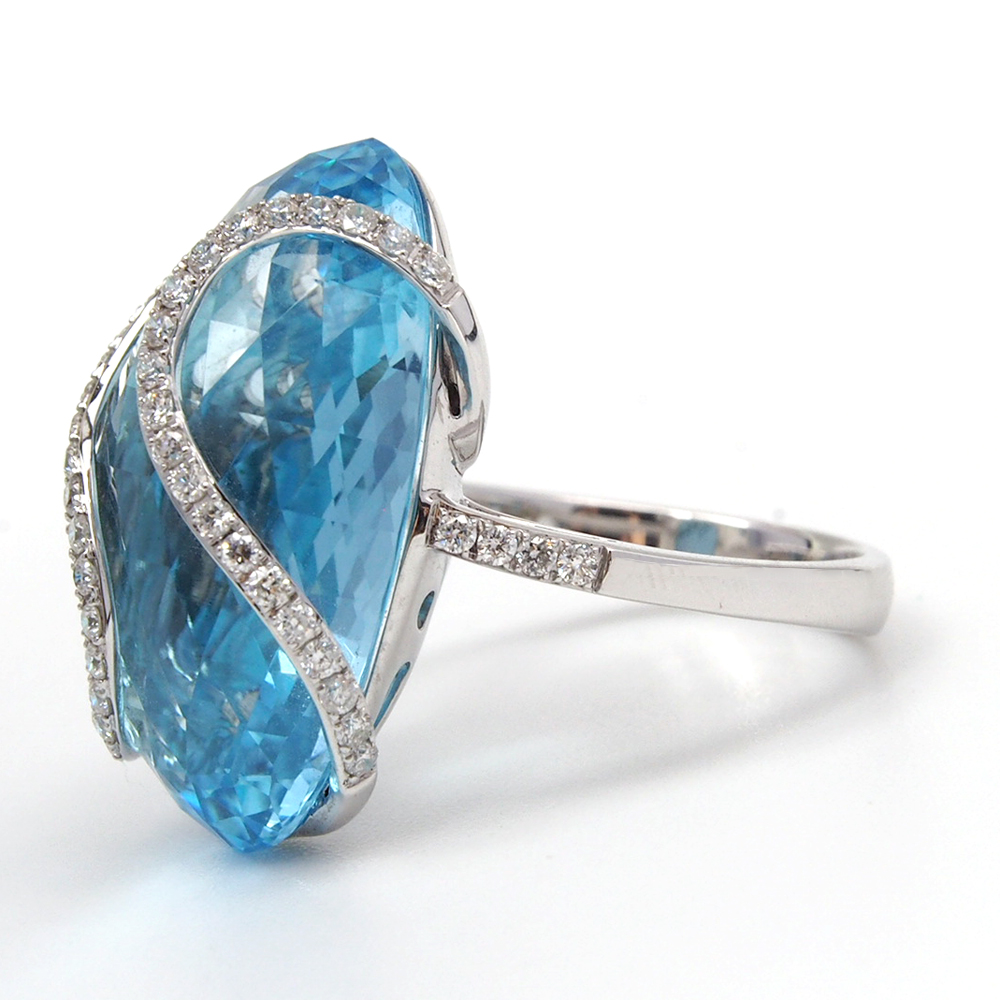 Topaz and Diamond Ring - 18ct White Gold