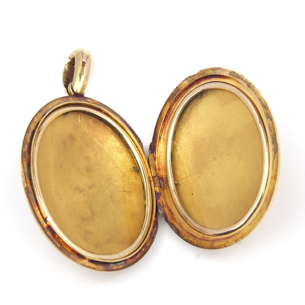 Locket - Antique 15ct Gold